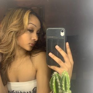 Meet your Posher, Kayla